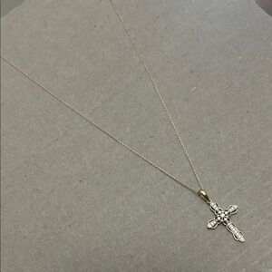 Elegant Gold Cross Pendant Necklace